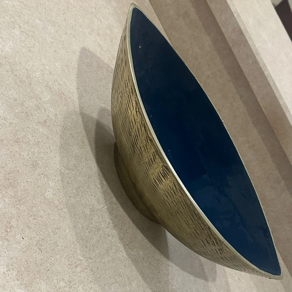 Indiana Glass Blue Interior Gold-Textured Wall Bowl